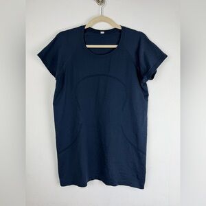 Lululemon Swiftly Tech Short Sleeve Size 12